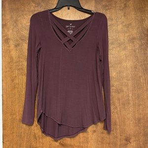 American Eagle Long Sleeve shirt